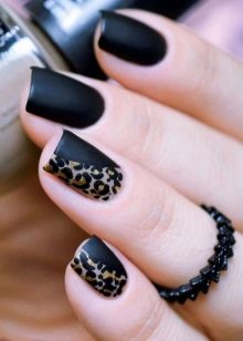 biały manicure biały manicure