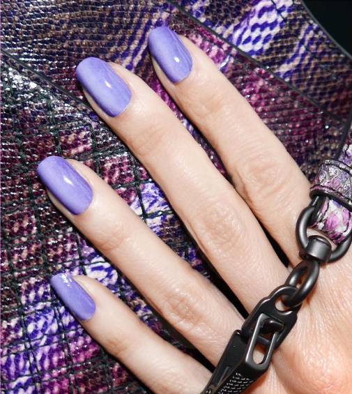 biały manicure biały manicure