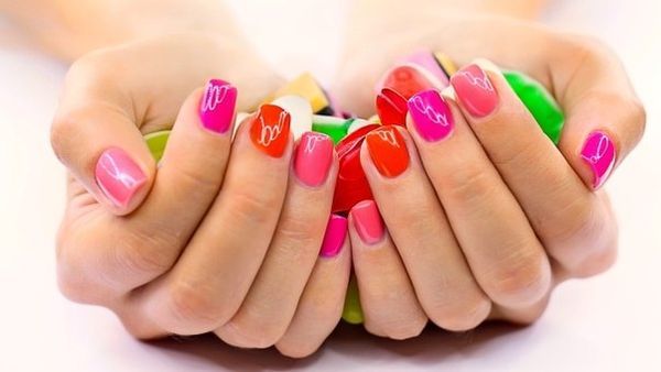 biały manicure biały manicure