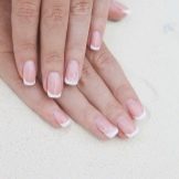 biały manicure biały manicure
