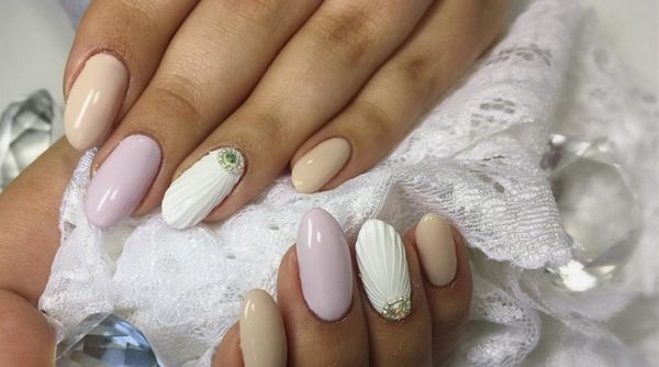 biały manicure biały manicure
