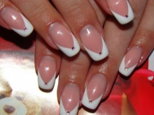 biały manicure biały manicure