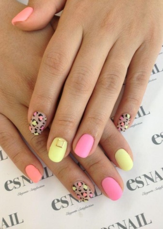 turkusowy manicure turkusowy manicure