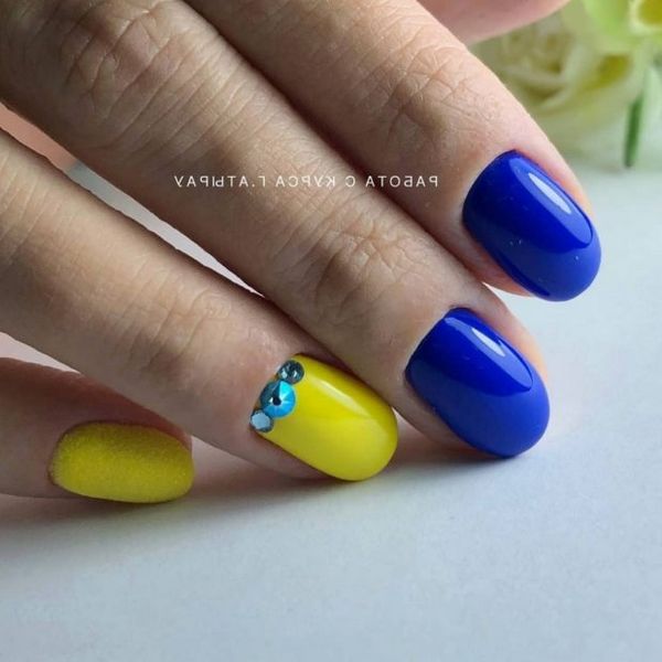 biały manicure biały manicure