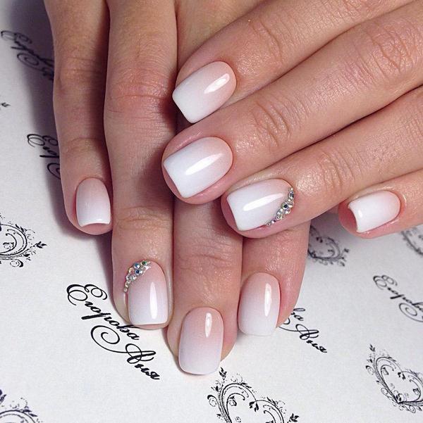 biały manicure biały manicure