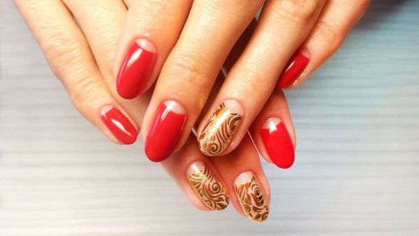 biały manicure biały manicure