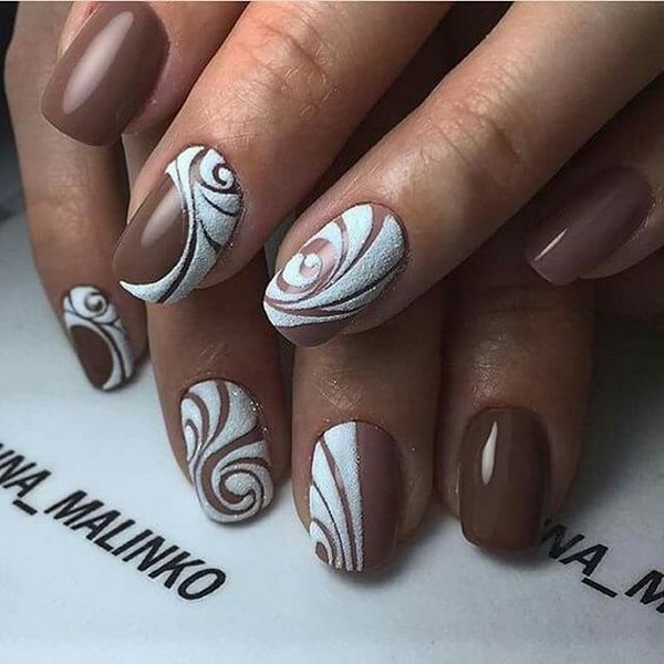 biały zimowy manicure biały zimowy manicure