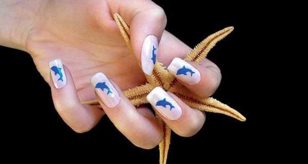 manicure z białego złota manicure z białego złota