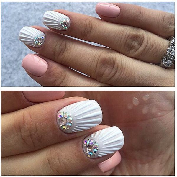 biały manicure manicure z białego złota