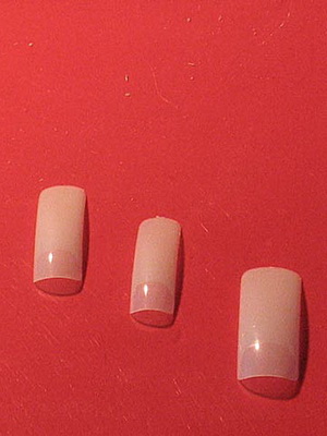 biały manicure biały manicure