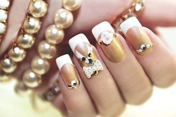 biały manicure manicure z białego złota