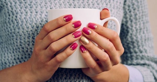 biały manicure manicure z białego złota
