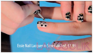 Nail Art manikűr