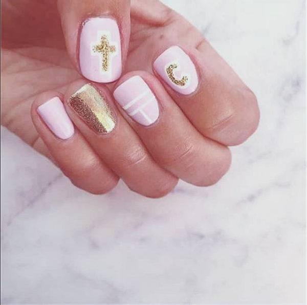 złoty manicure złoty manicure