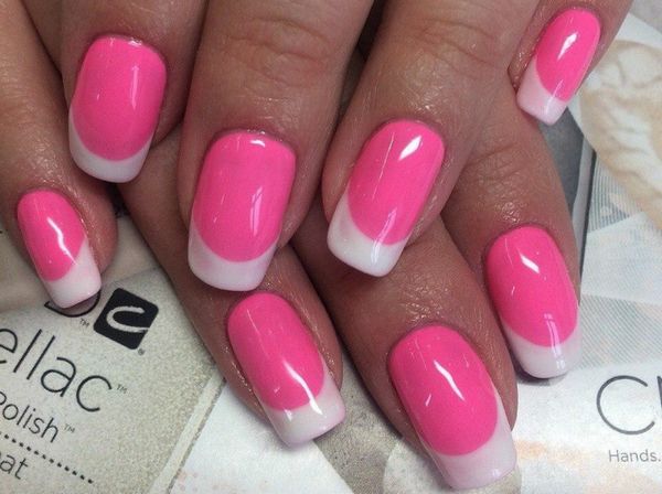 biały manicure biały różowy manicure