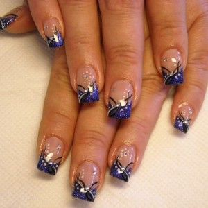 niebieski i biały manicure niebieski i biały manicure