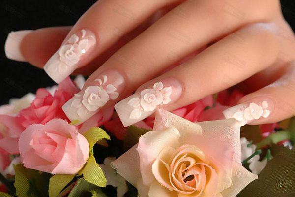biały manicure biały manicure