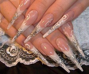 biały manicure biały manicure