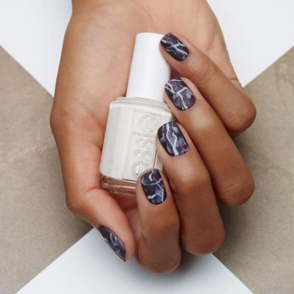 krótkie paznokcie manicure