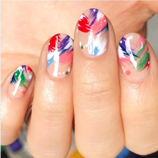 manicure krótkie paznokcie