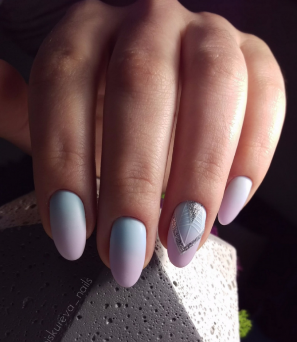 biały manicure biały różowy manicure