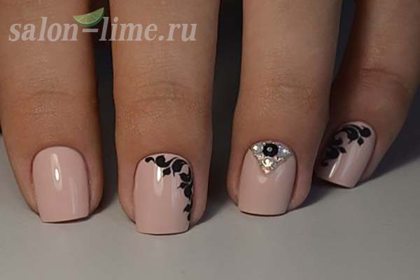 złoty manicure złoty manicure