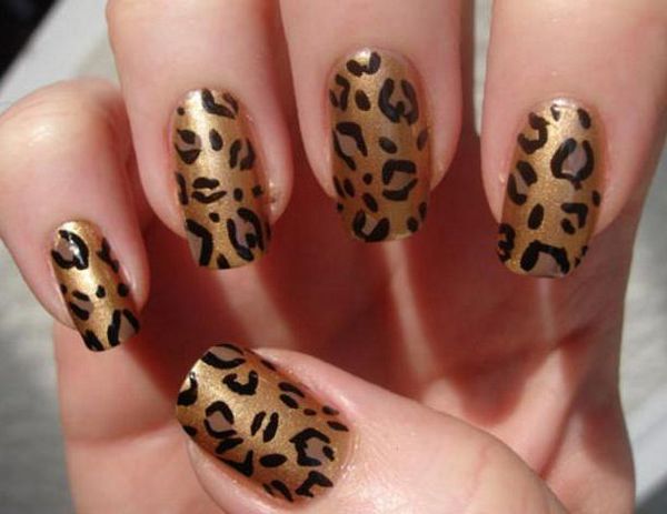 # złoty manicure