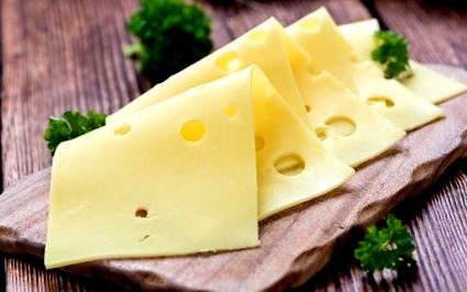 brânză elvețiană