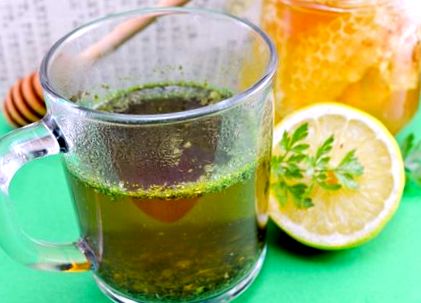 Petrezselyem tea a gyors karcsúsításhoz - recept és hogyan kell meginni