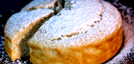 Dulciuri: Prăjitură cu foi şi cremă de lapte