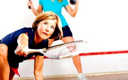 badminton ajută să piardă în greutate)