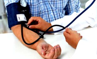 magas vérnyomásban szenvedő betegek kezelése)