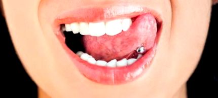 nyelv piercing segíti a fogyást