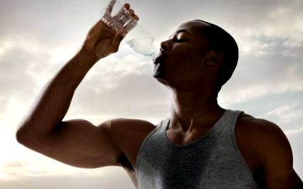 hogyan kell vizet inni a gyors fogyáshoz