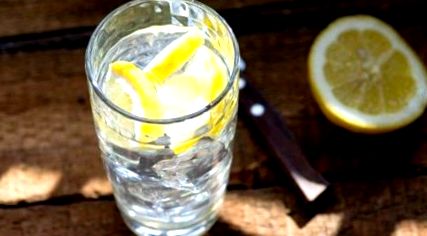 víz méregtelenítő citrommal