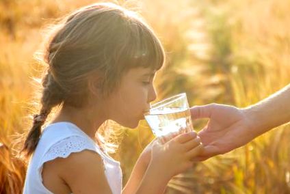 A víz fontossága a gyermekek táplálkozásában Nestlé cikk