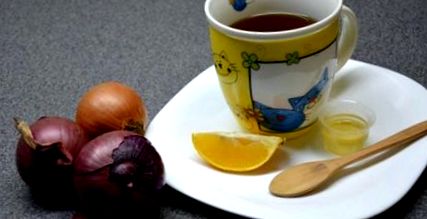 Hagyma tea a köhögés előkészítésére és előnyeire