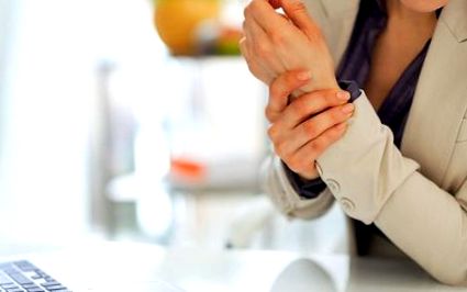 a kéz könyökízületének fájdalmainak kezelése flemoxin ízületi gyulladásokra