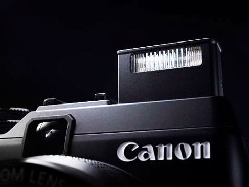 Перші новини про Canon G2 X