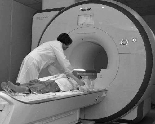 Медикаментозне лікування остеохондрозу шийного відділу хребта відділу