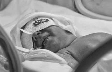 Пневмонія у недоношених дітей: скільки лікуватися новонародженим, внутрішньоутробна форма дітей