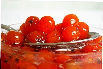 Заготовки от червена офика за зимата