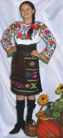 Бродирана риза 