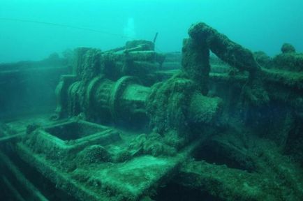 Navă mai mult Titanic