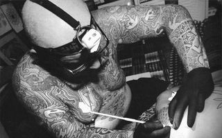 Cum să bată un tatuaj Cum să bată un tatuaj