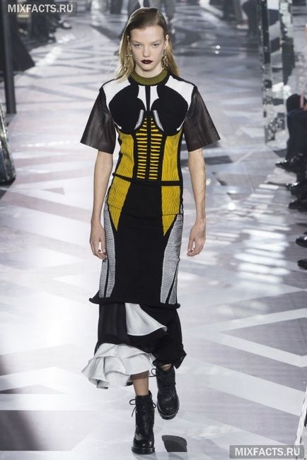 Ce este la modă în această vară de primăvară Ce este la modă în această vară de primăvară