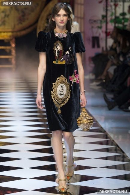 Ce este la modă în această vară de primăvară Ce este la modă în această vară de primăvară