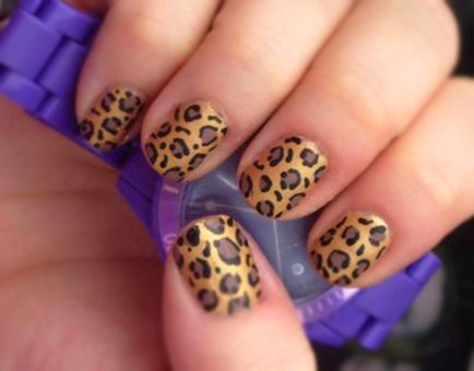 Cifrele de pe unghii leopard