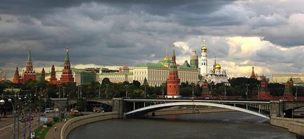Cum se ajunge la Kremlin