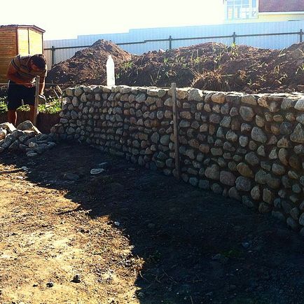 Construirea unui zid de sprijin